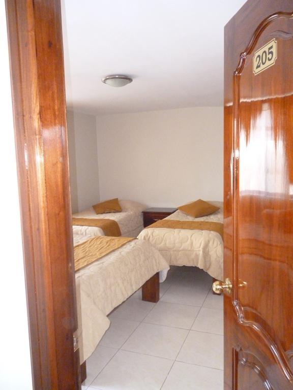 Hostal Fevilamir Ibarra Rum bild