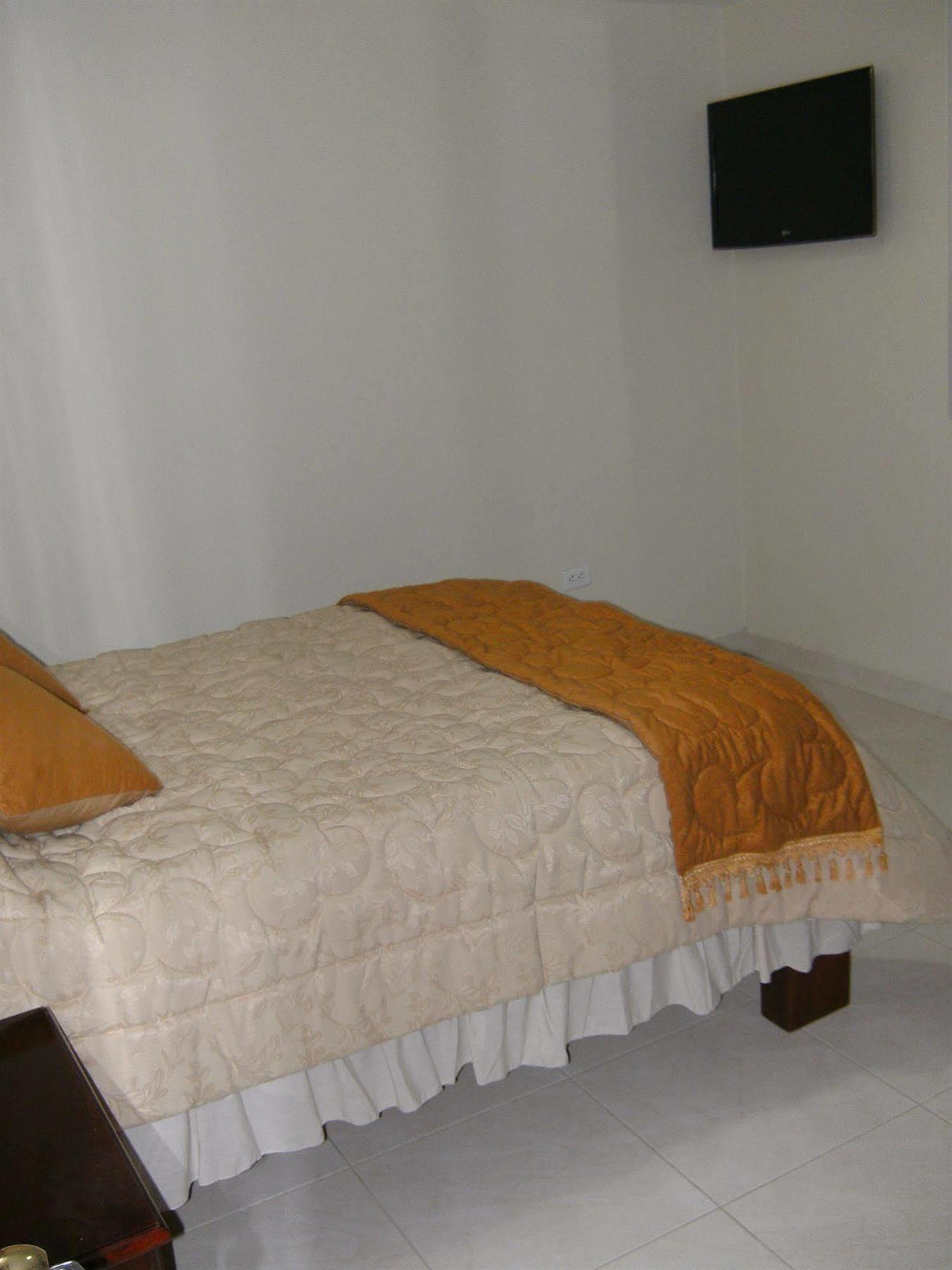 Hostal Fevilamir Ibarra Exteriör bild